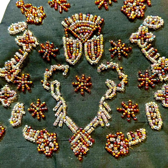 Vintage Beaded Evening Bag Silk Shantung Excellant Condition with Change Purse. - Picture 5 of 6